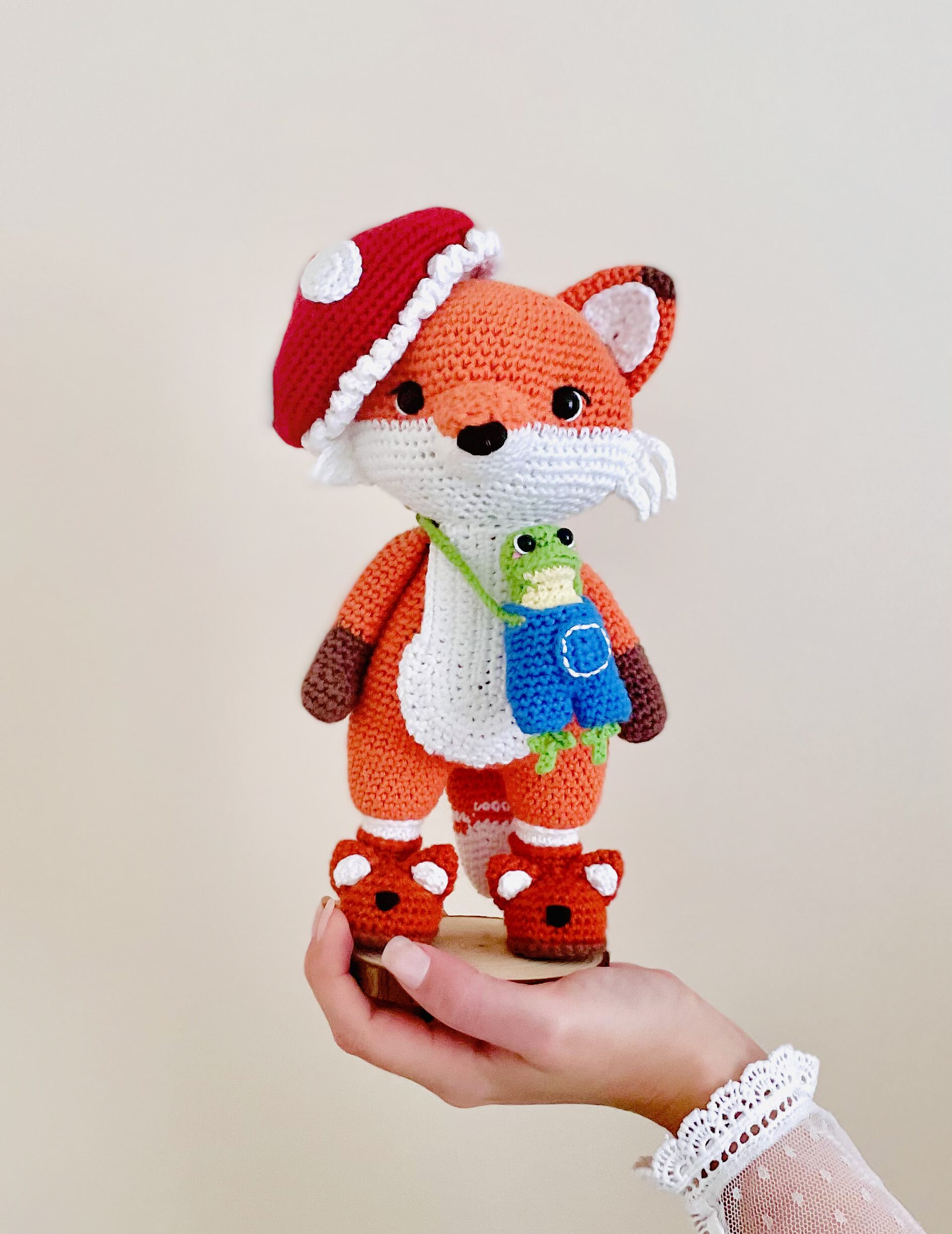 Anneaux-en-bois-peluche